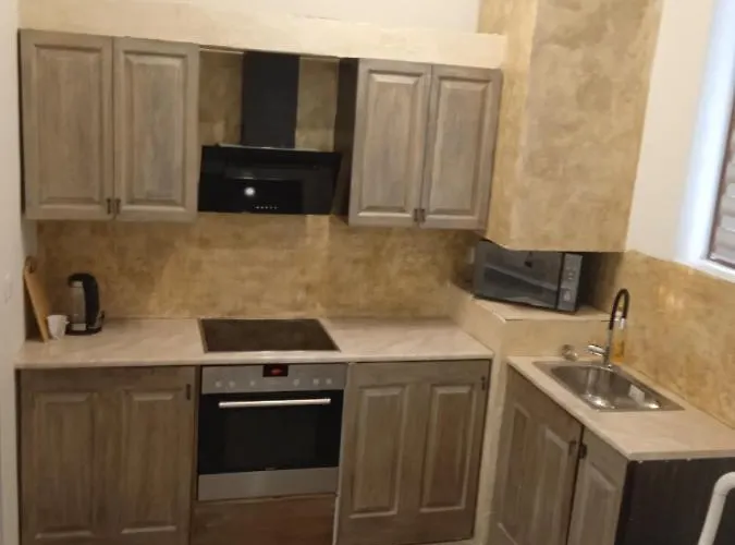 Lejlighed стефанов